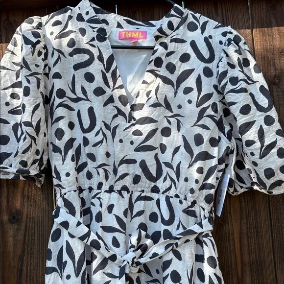 NWT THML Black and White Patterned dress. - Picture 6 of 13